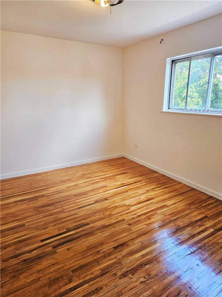 246 Soundview AVE, Bronx, NY 10473