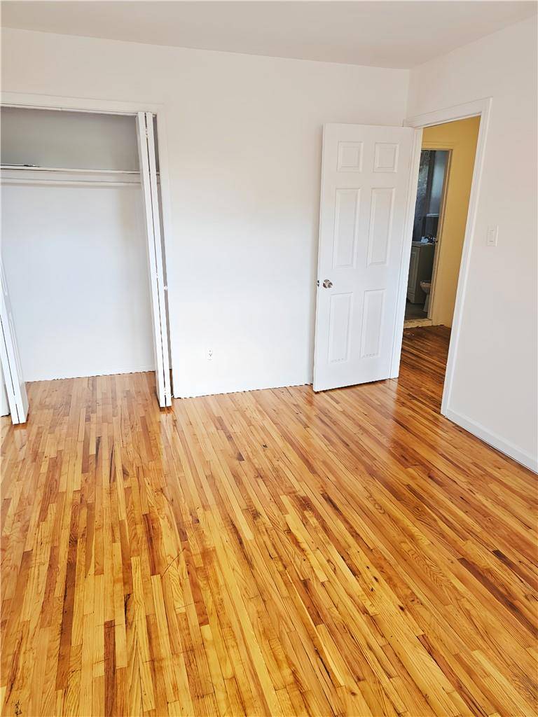 246 Soundview AVE, Bronx, NY 10473