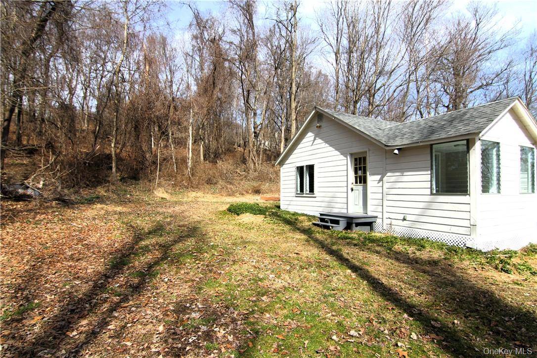 71 MILLER RD #6, Hopewell Junction, NY 12533