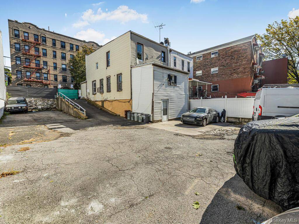 1151 Saint Lawrence AVE, Bronx, NY 10472