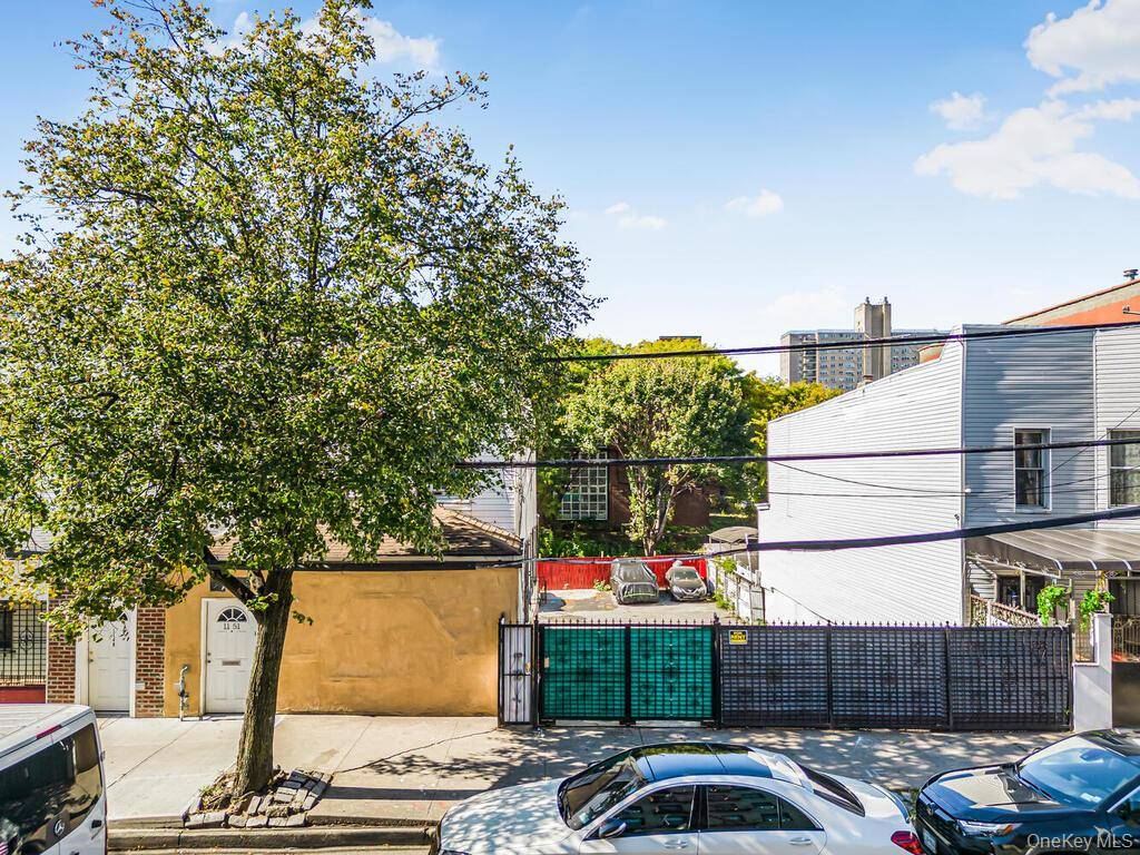 1151 Saint Lawrence AVE, Bronx, NY 10472