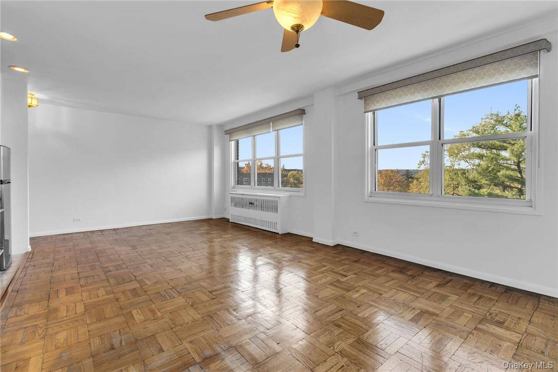 3935 Blackstone AVE #5K, Bronx, NY 10471
