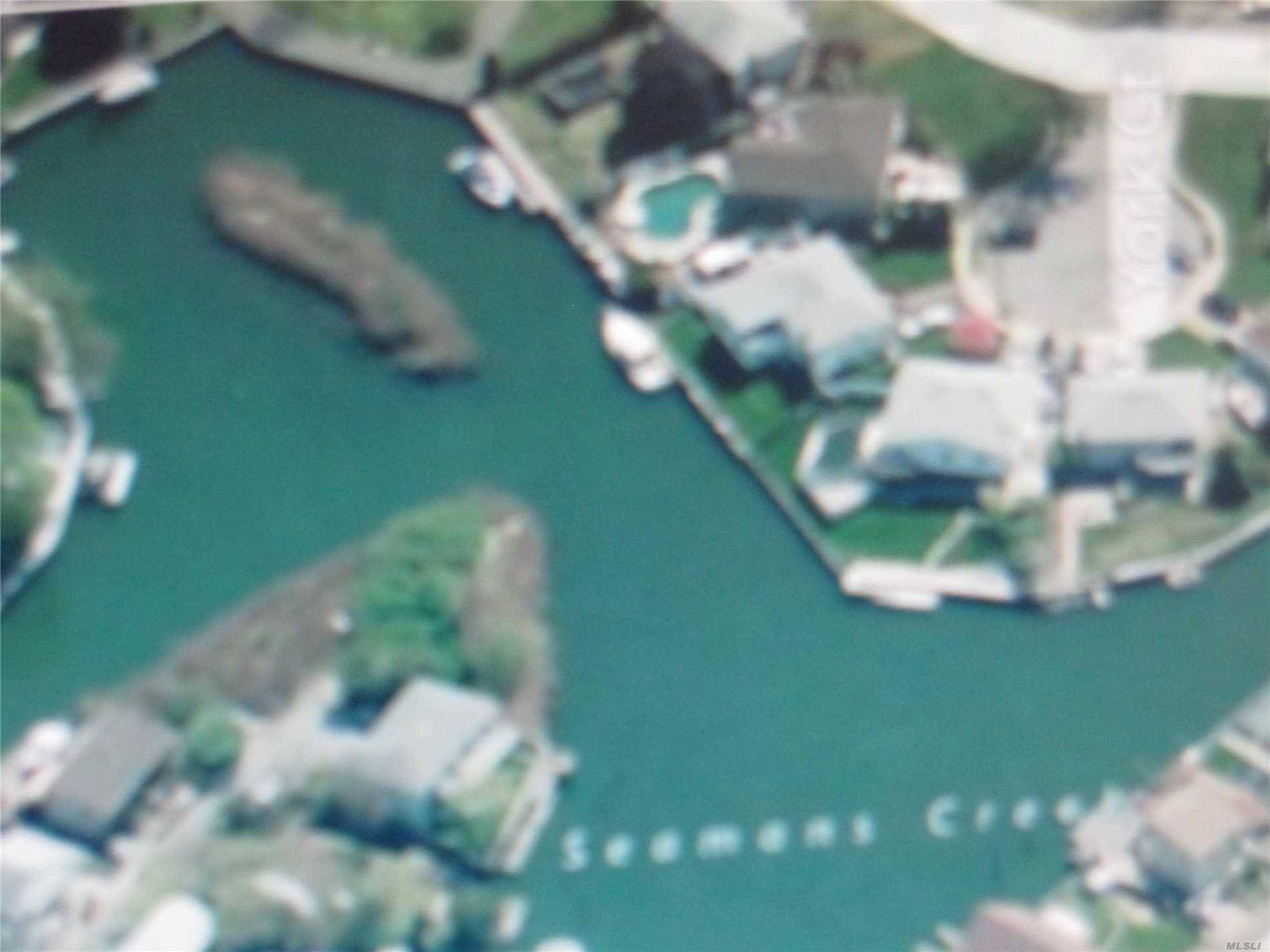 Island PL, Seaford, NY 11783