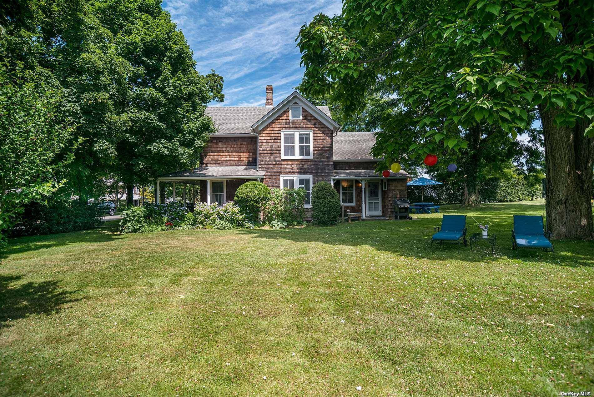640 Orchard ST, New Suffolk, NY 11956