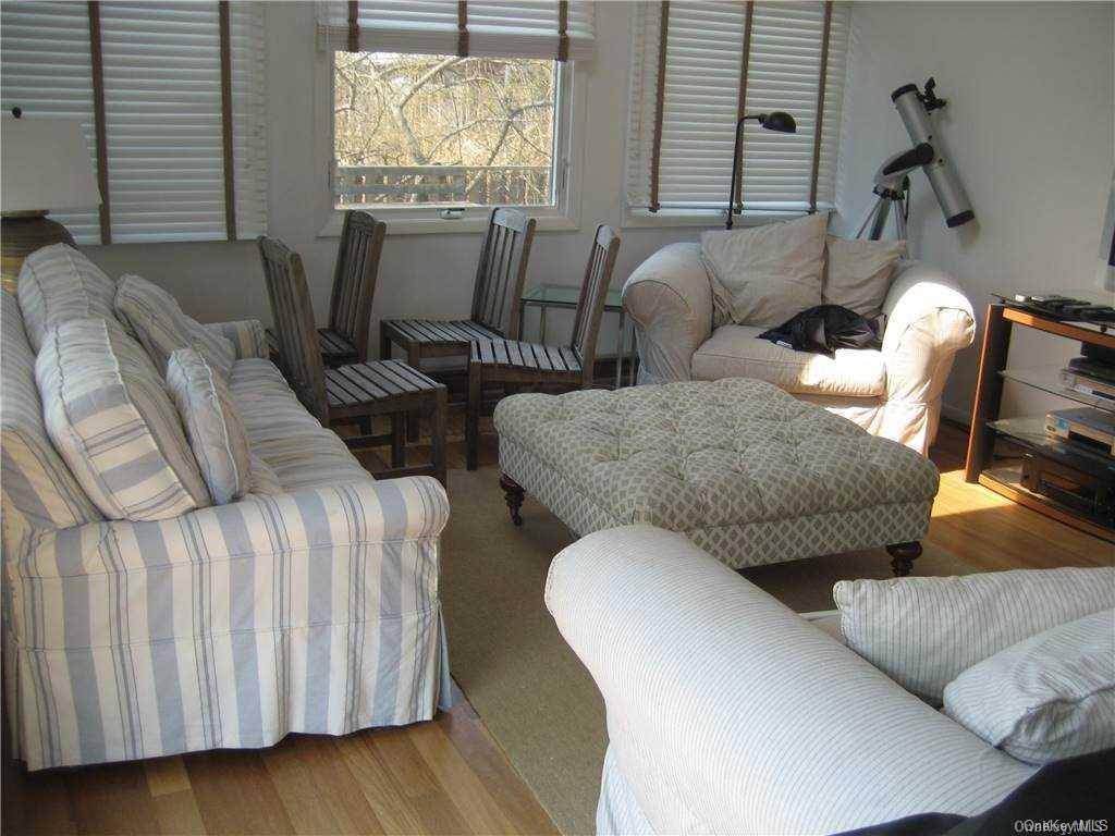 4 Superior WALK, Ocean Bay Park, NY 11770