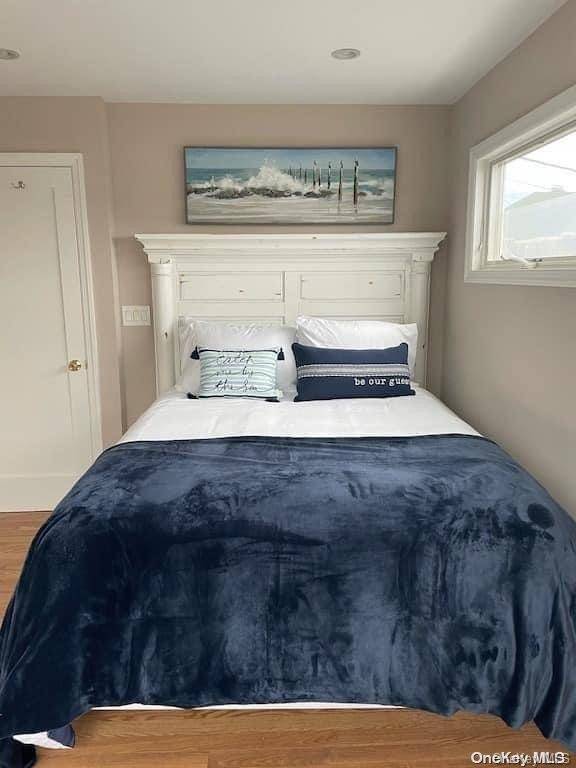 908 Evergreen WALK, Ocean Beach, NY 11770