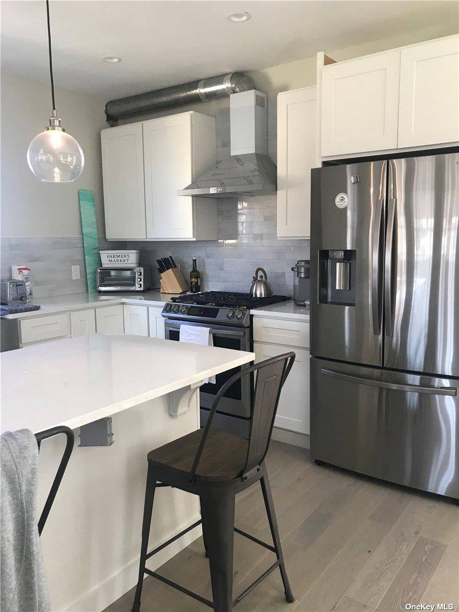 446 Dehnhoff WALK, Ocean Beach, NY 11770