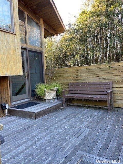 41 Atlantic AVE, Seaview, NY 11770