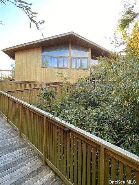 41 Atlantic AVE, Seaview, NY 11770