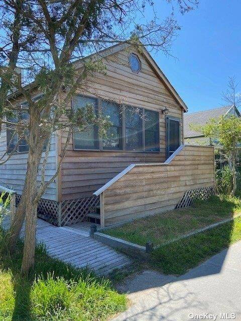 295 Cottage WALK, Ocean Beach, NY 11770