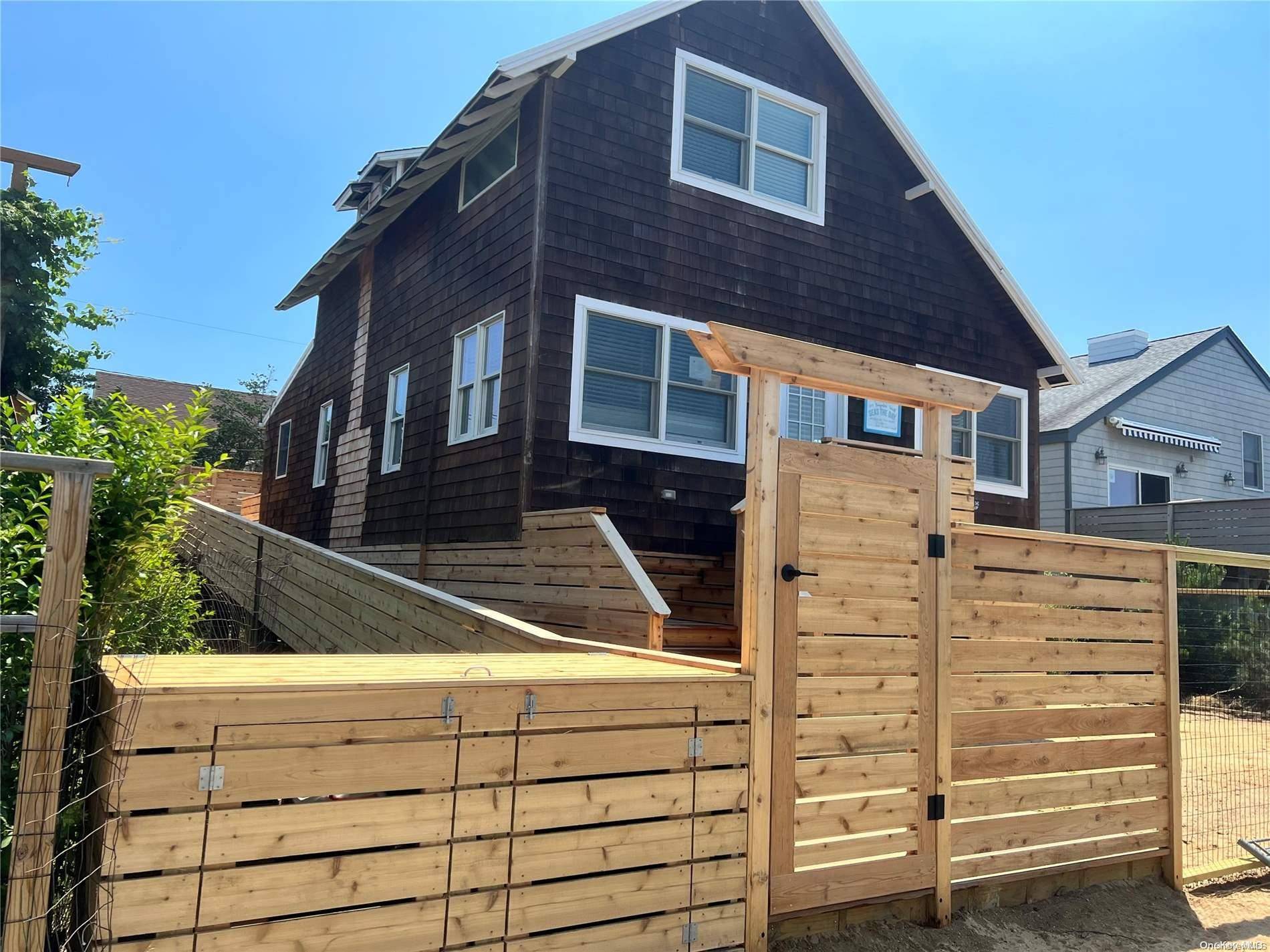 149 Bungalow WALK, Ocean Beach, NY 11770