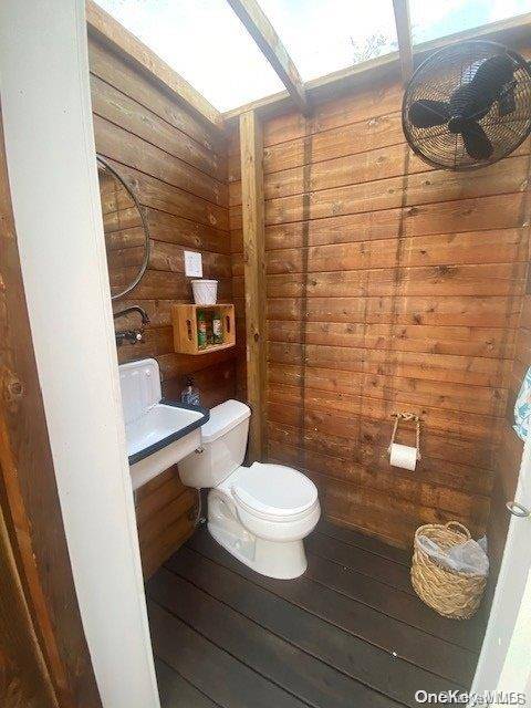 265 Cottage WALK, Ocean Beach, NY 11770