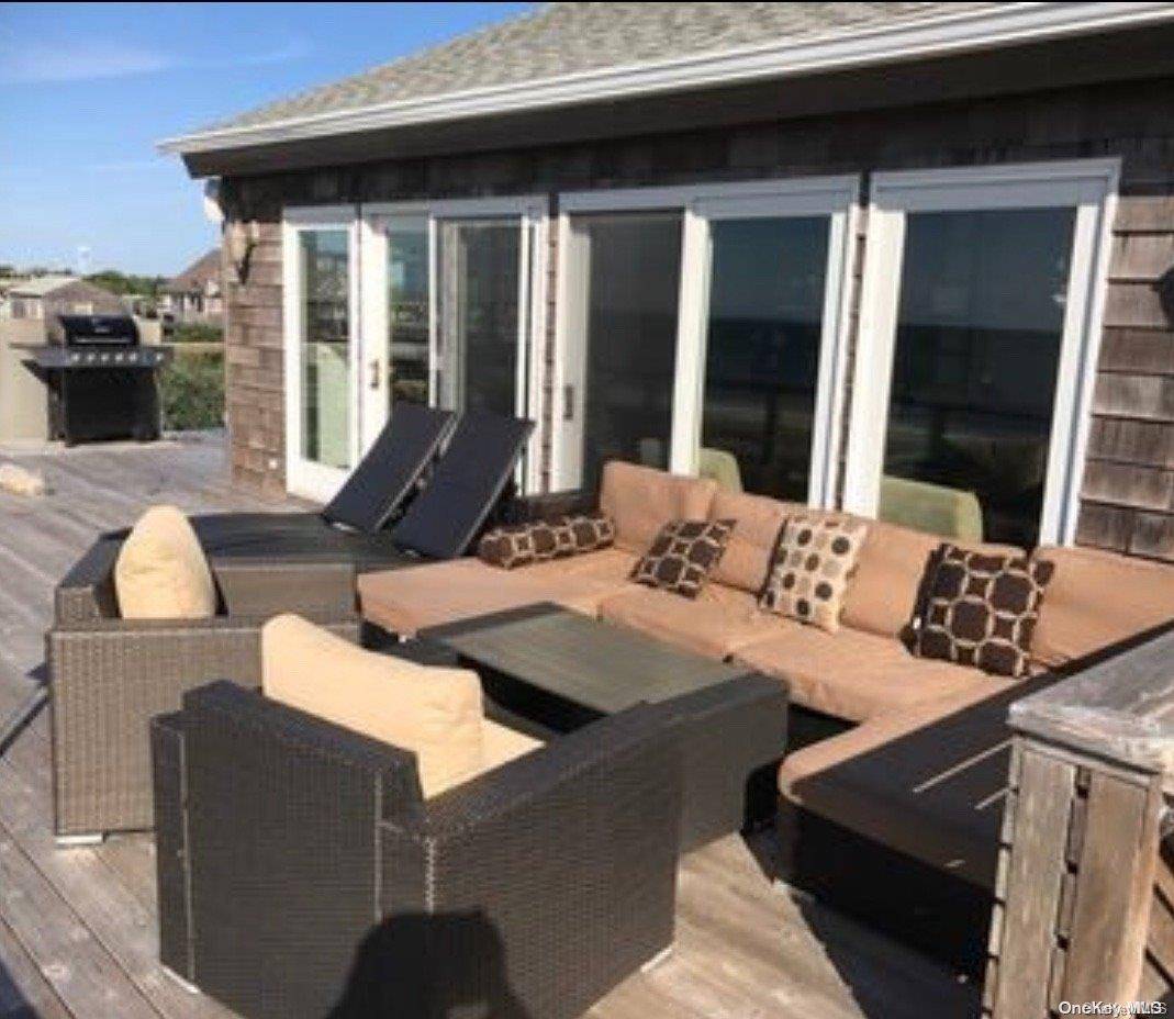 38 Oneida ST, Ocean Bay Park, NY 11770