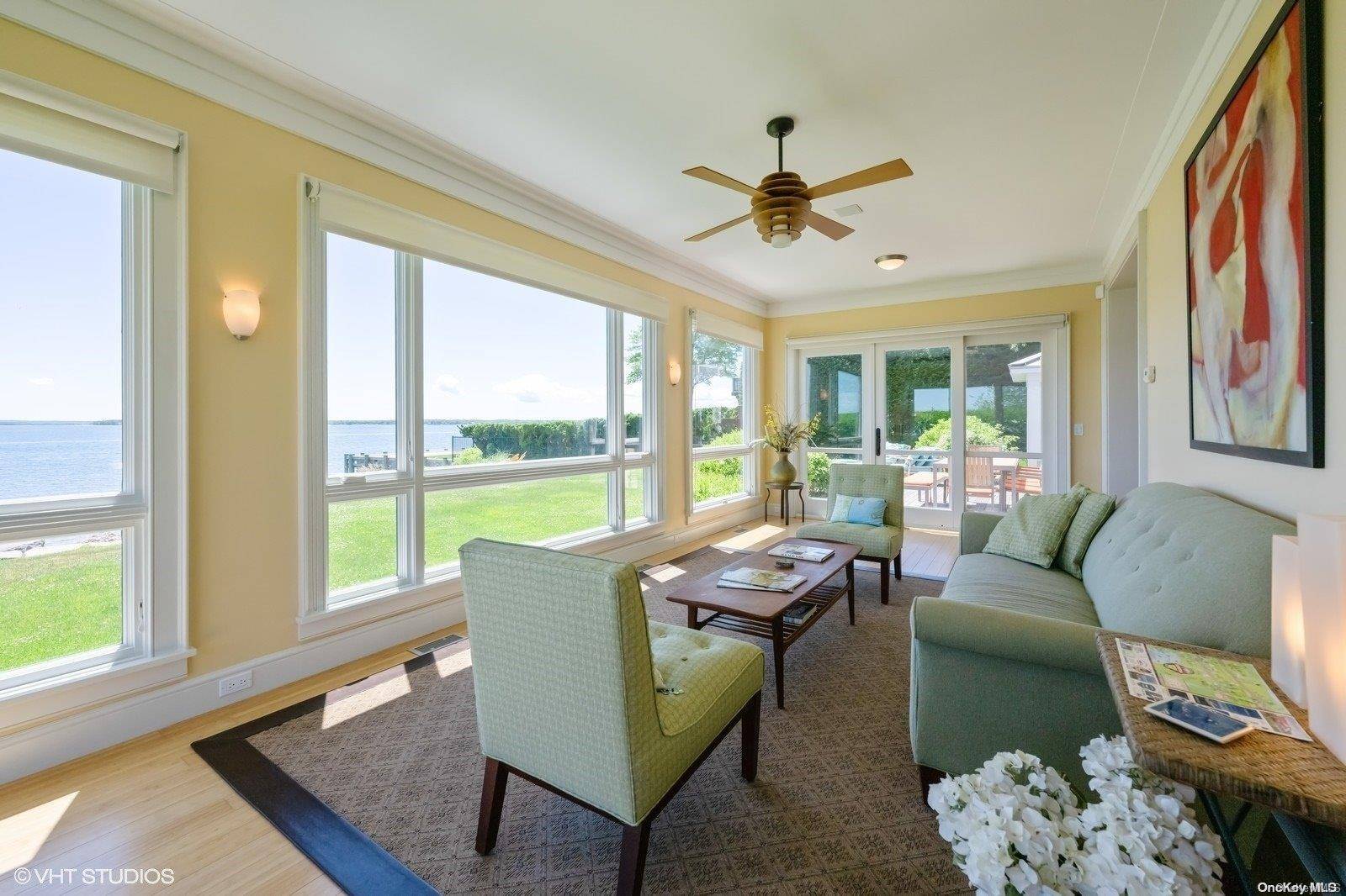 950 Blue Marlin DR, Southold, NY 11971