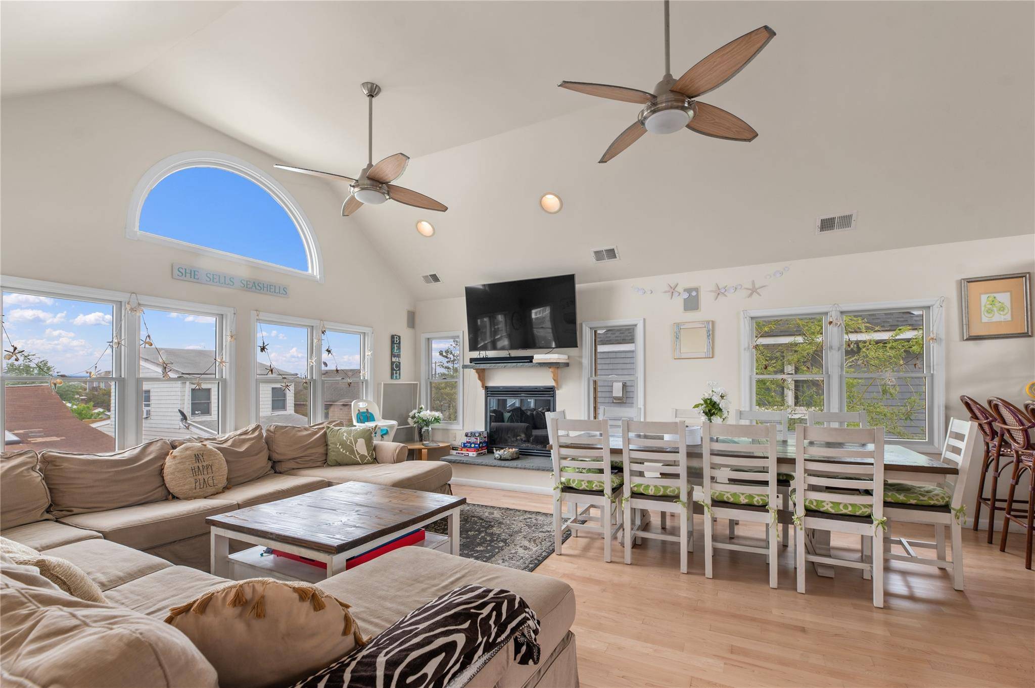 22 Bungalow, Ocean Beach, NY 11770