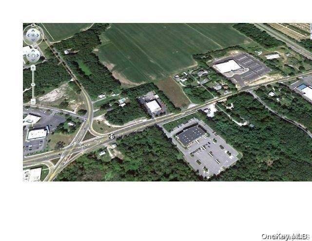 25/58 NYS (52 Main Rd) Route, Riverhead, NY 11901