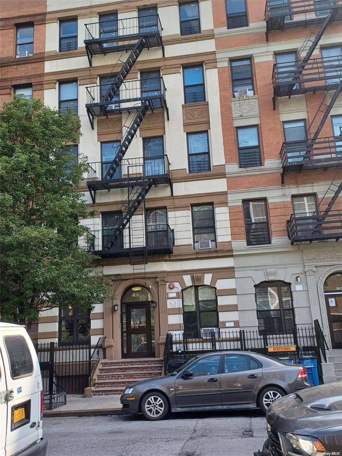 108 W 114th Street #2B, New York (manhattan), NY 10026