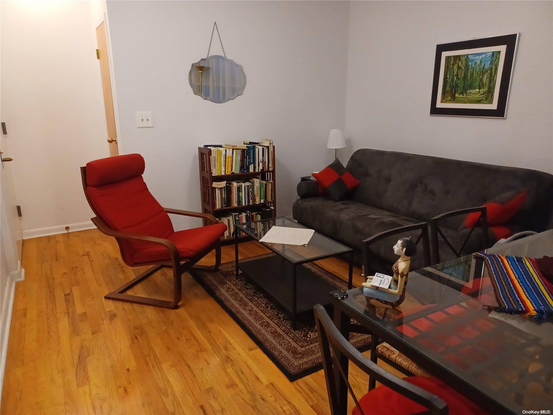 108 W 114th Street #2B, New York (manhattan), NY 10026