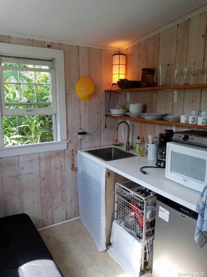 33 Sextant WALK, Ocean Beach, NY 11770