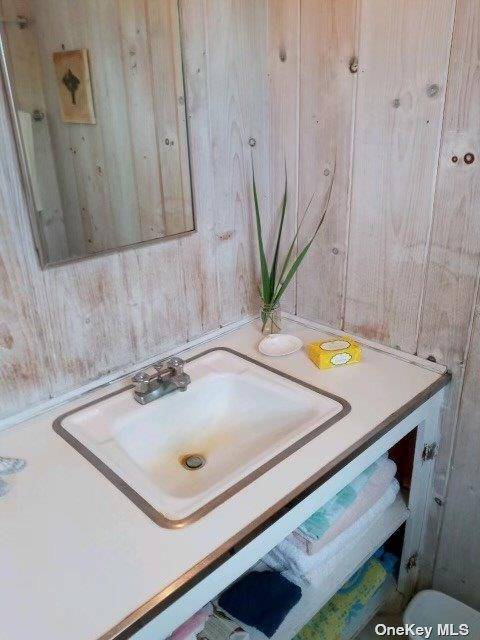33 Sextant WALK, Ocean Beach, NY 11770