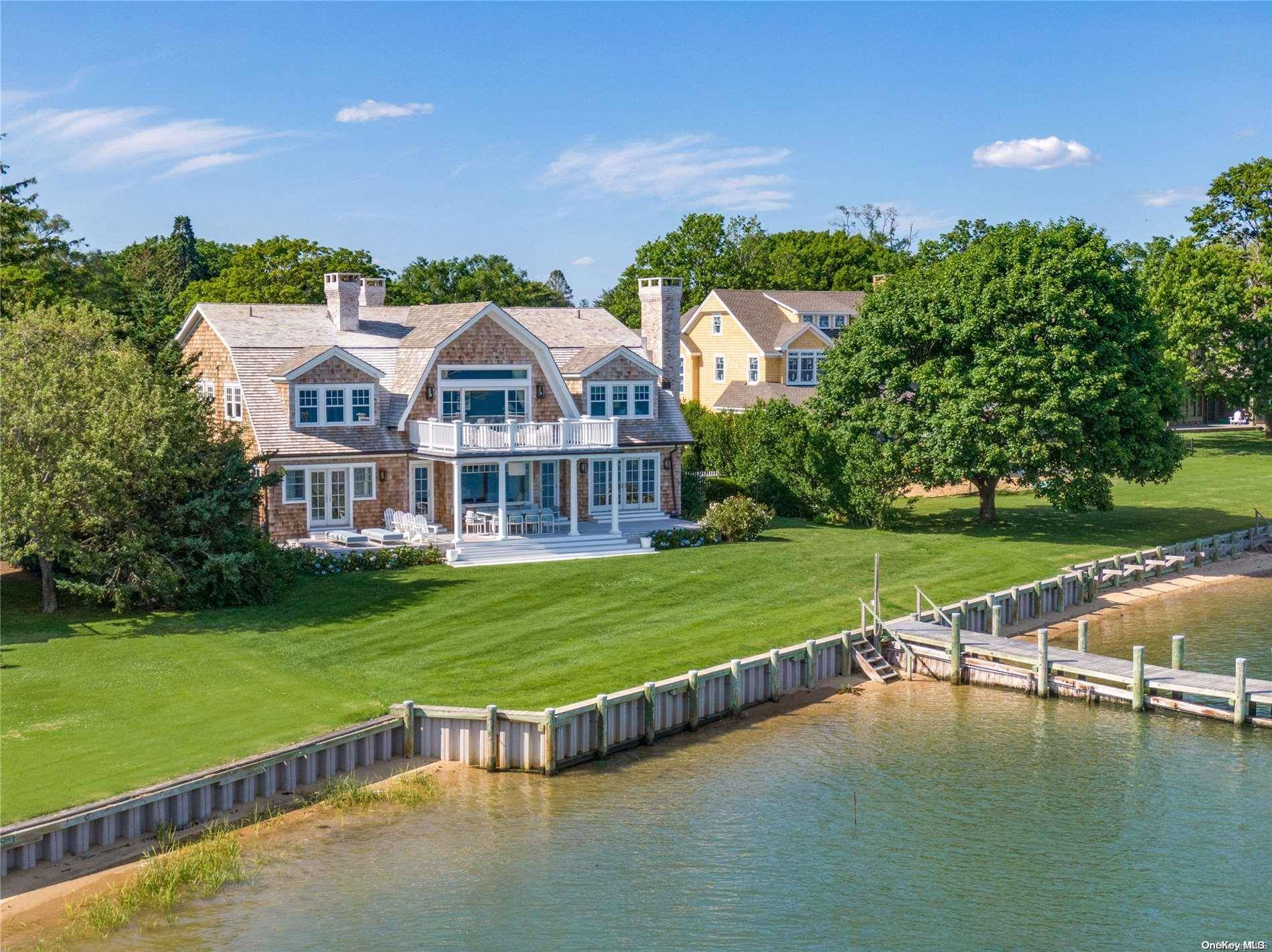 15 Montclair AVE, Shelter Island, NY 11964