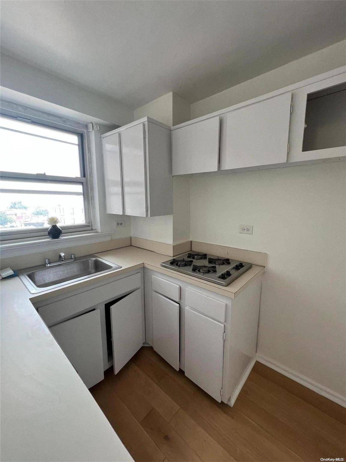 89-00 170th ST #7D, Jamaica, NY 11432