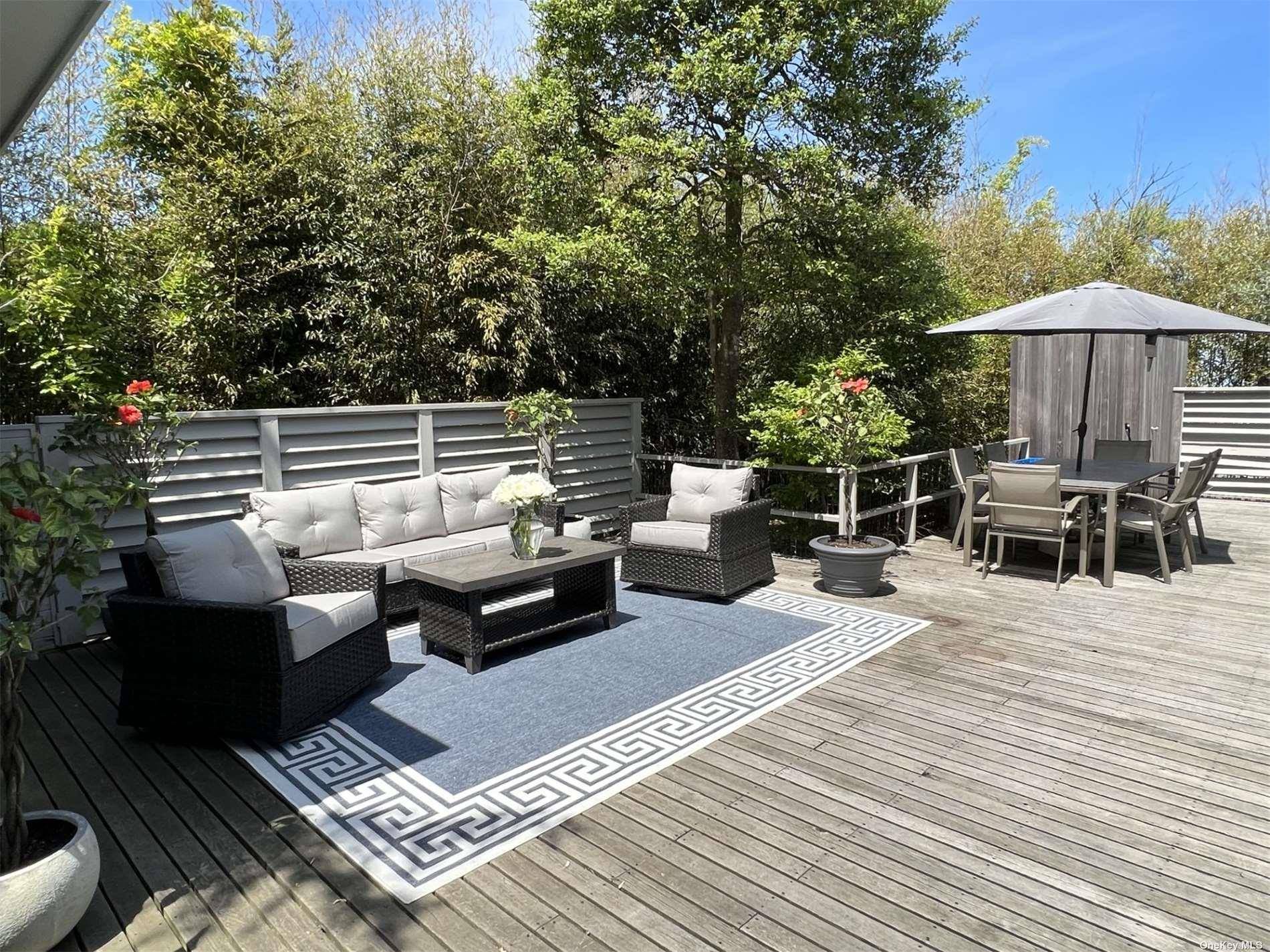37 Kelp WALK, Seaview, NY 11770