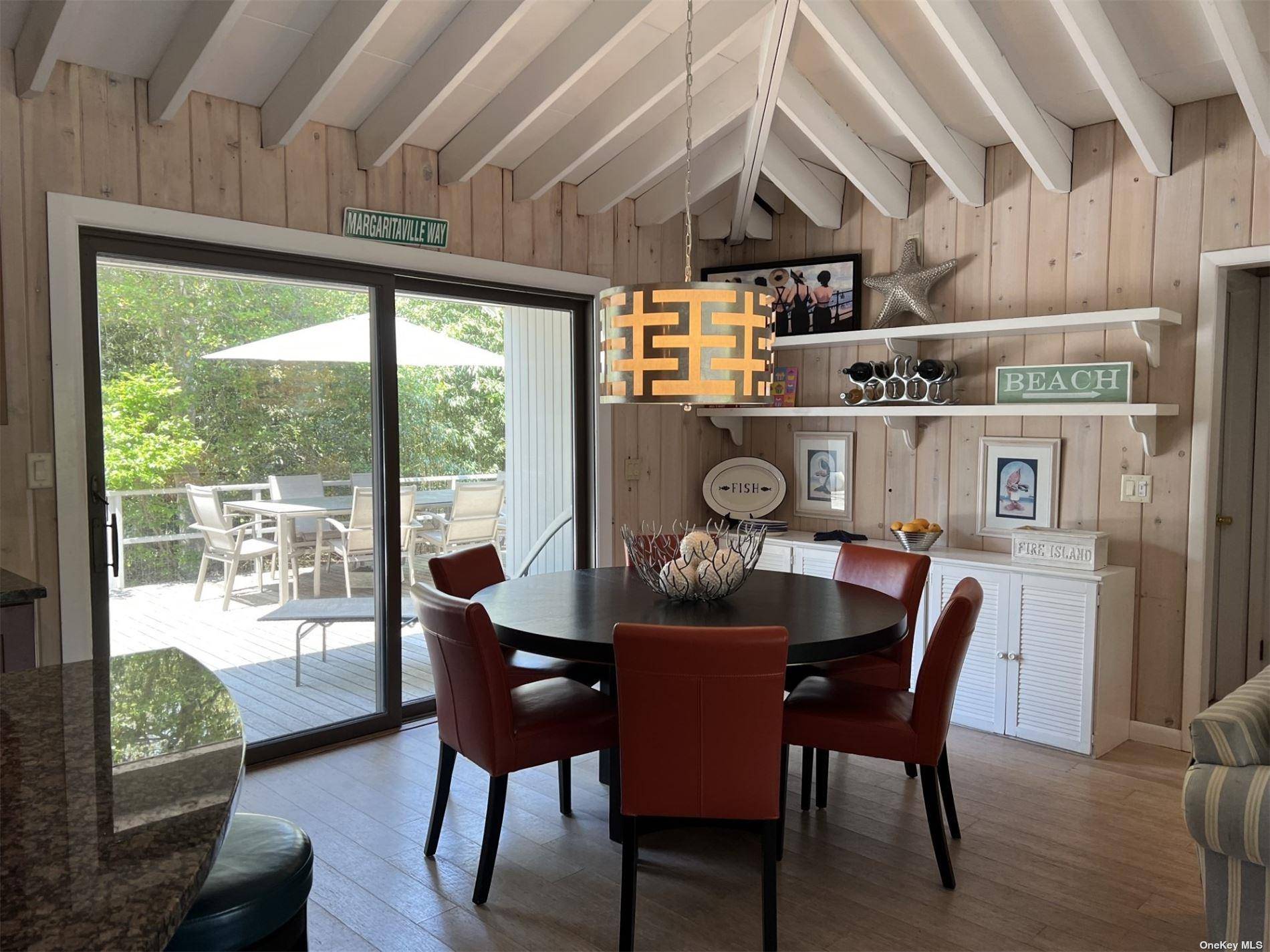 37 Kelp WALK, Seaview, NY 11770