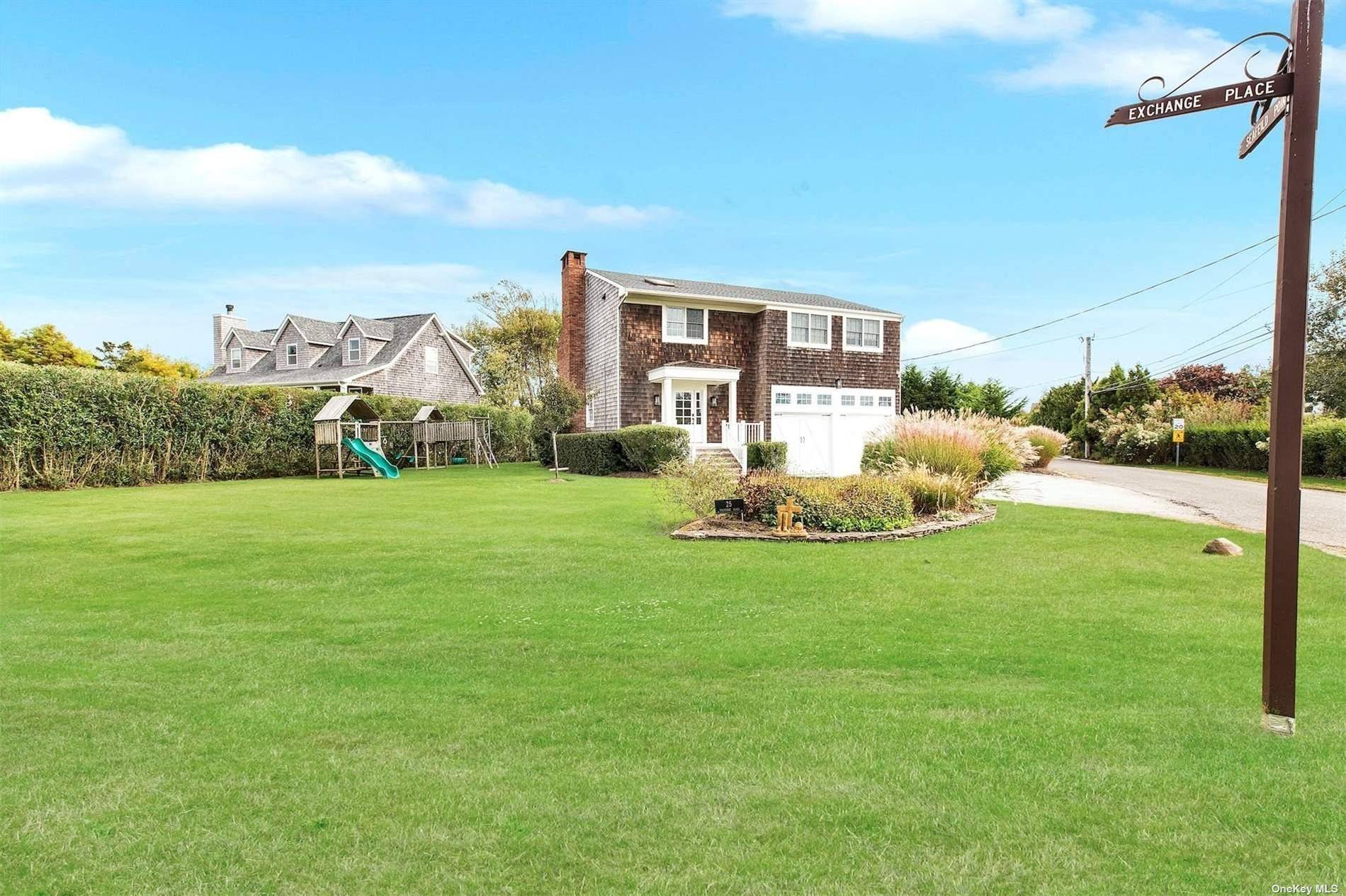 25 Exchange, Westhampton Beach, NY 11978