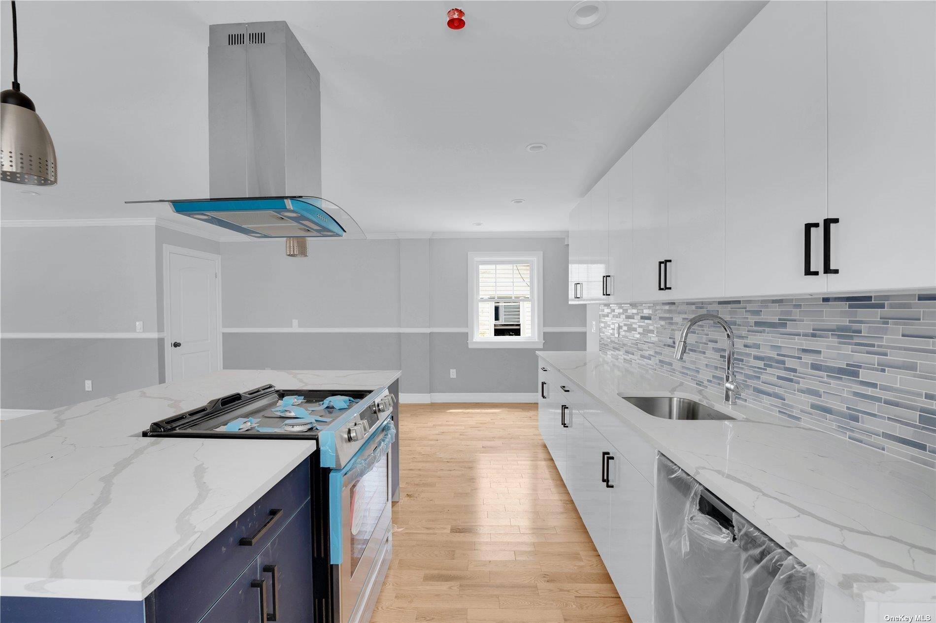 118-22 201 St, Saint Albans, NY 11412