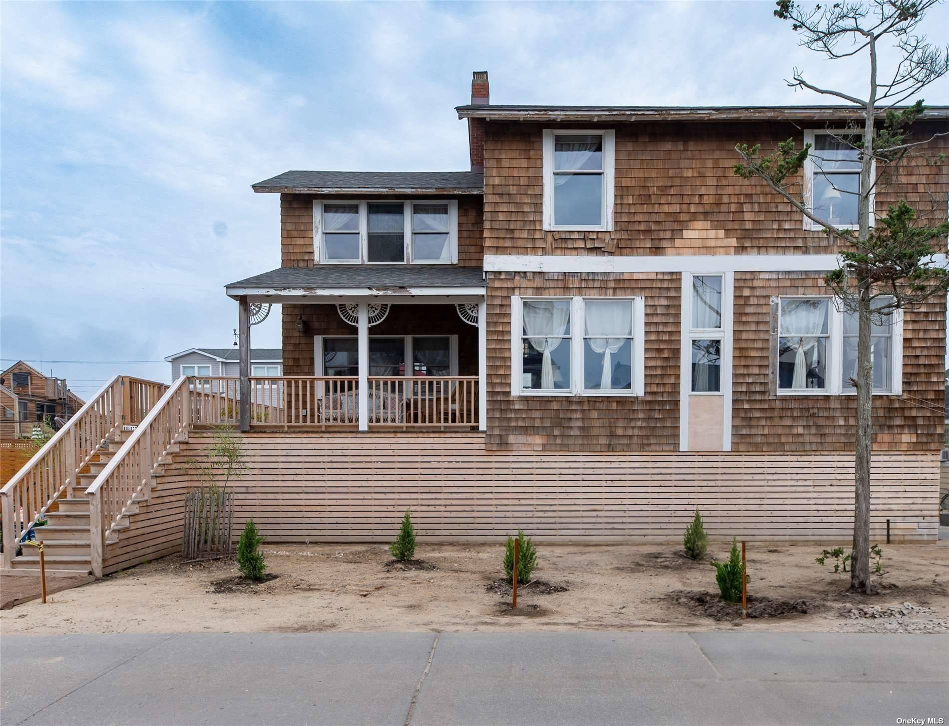 300 Cottage WALK, Ocean Beach, NY 11770