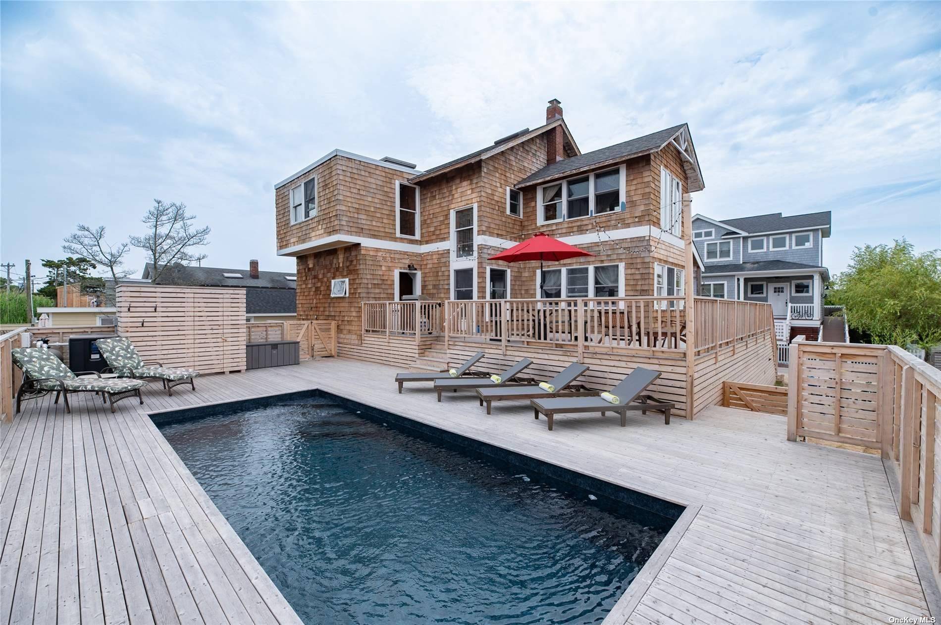 300 Cottage WALK, Ocean Beach, NY 11770
