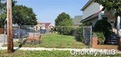 Dennis ST, Jamaica, NY 11434