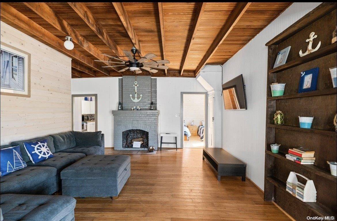597 Bayberry WALK, Ocean Beach, NY 11770