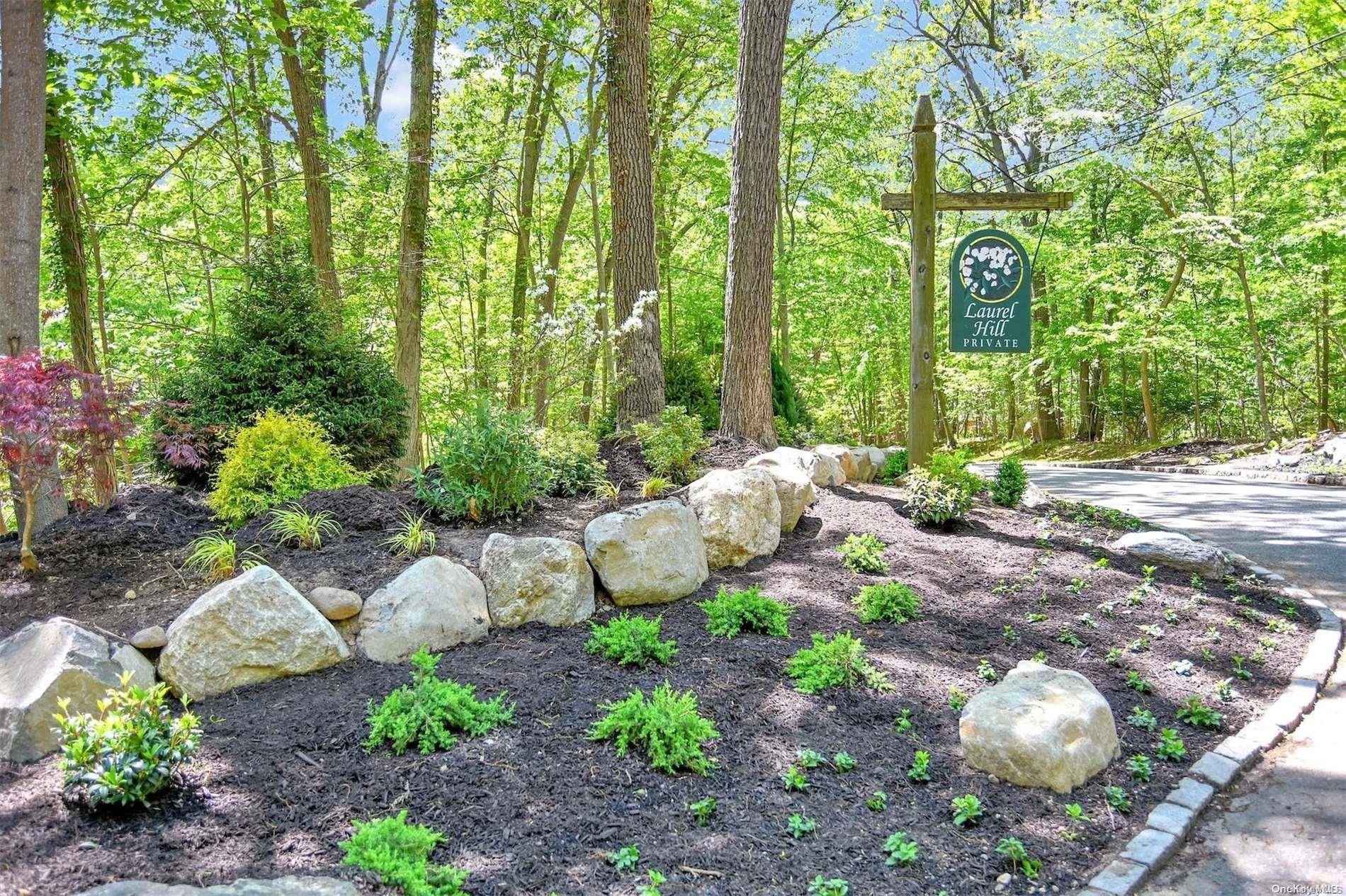 Laurel Hill Path, Nissequogue, NY 11780