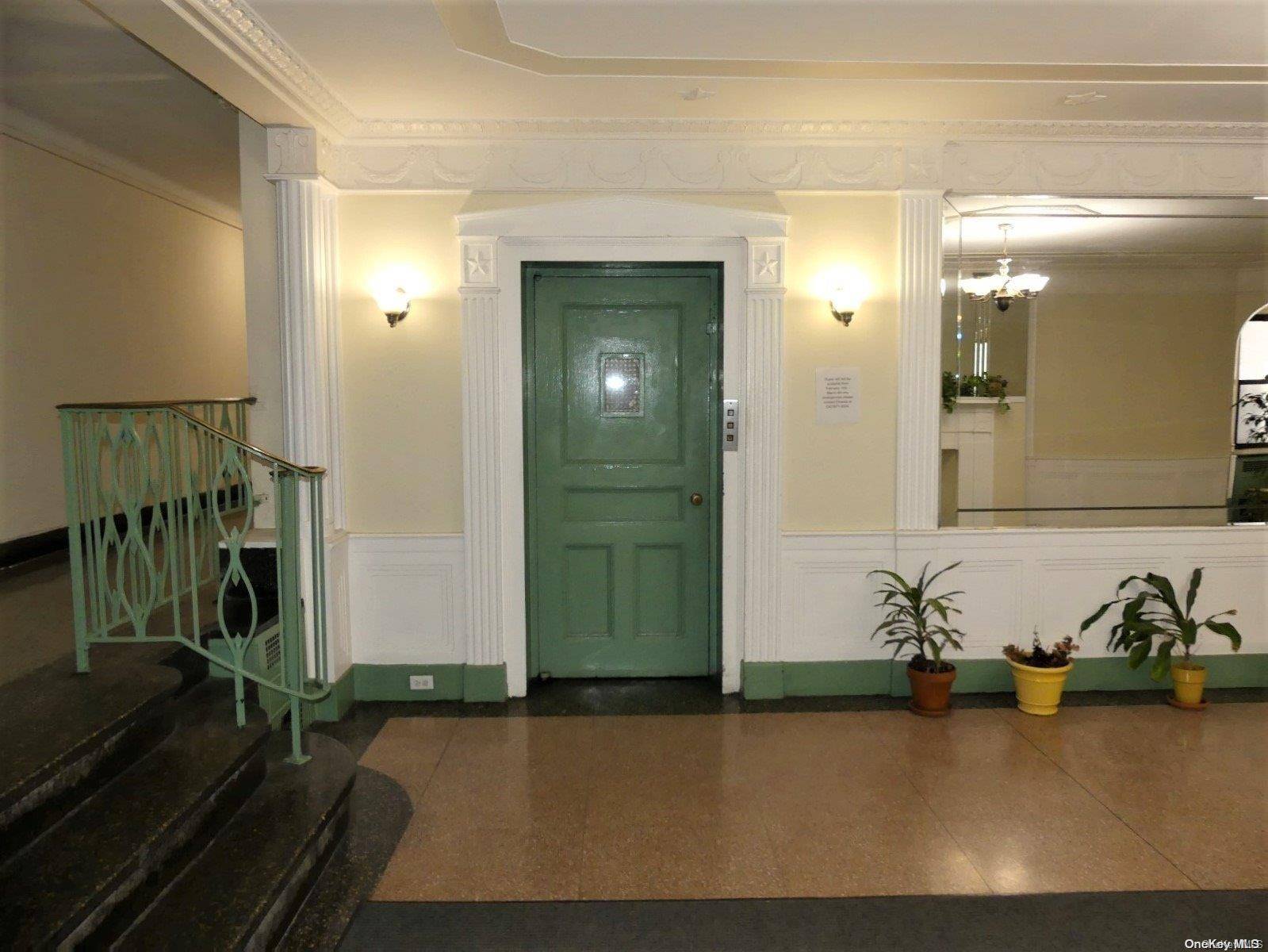 41-12 41 ST #2J, Sunnyside, NY 11104