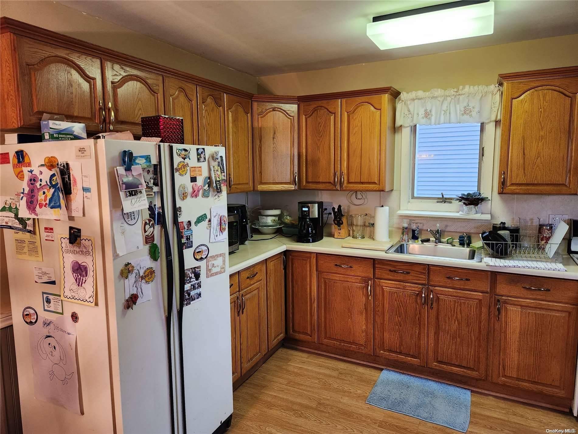 647 Jennings AVE, West Hempstead, NY 11552