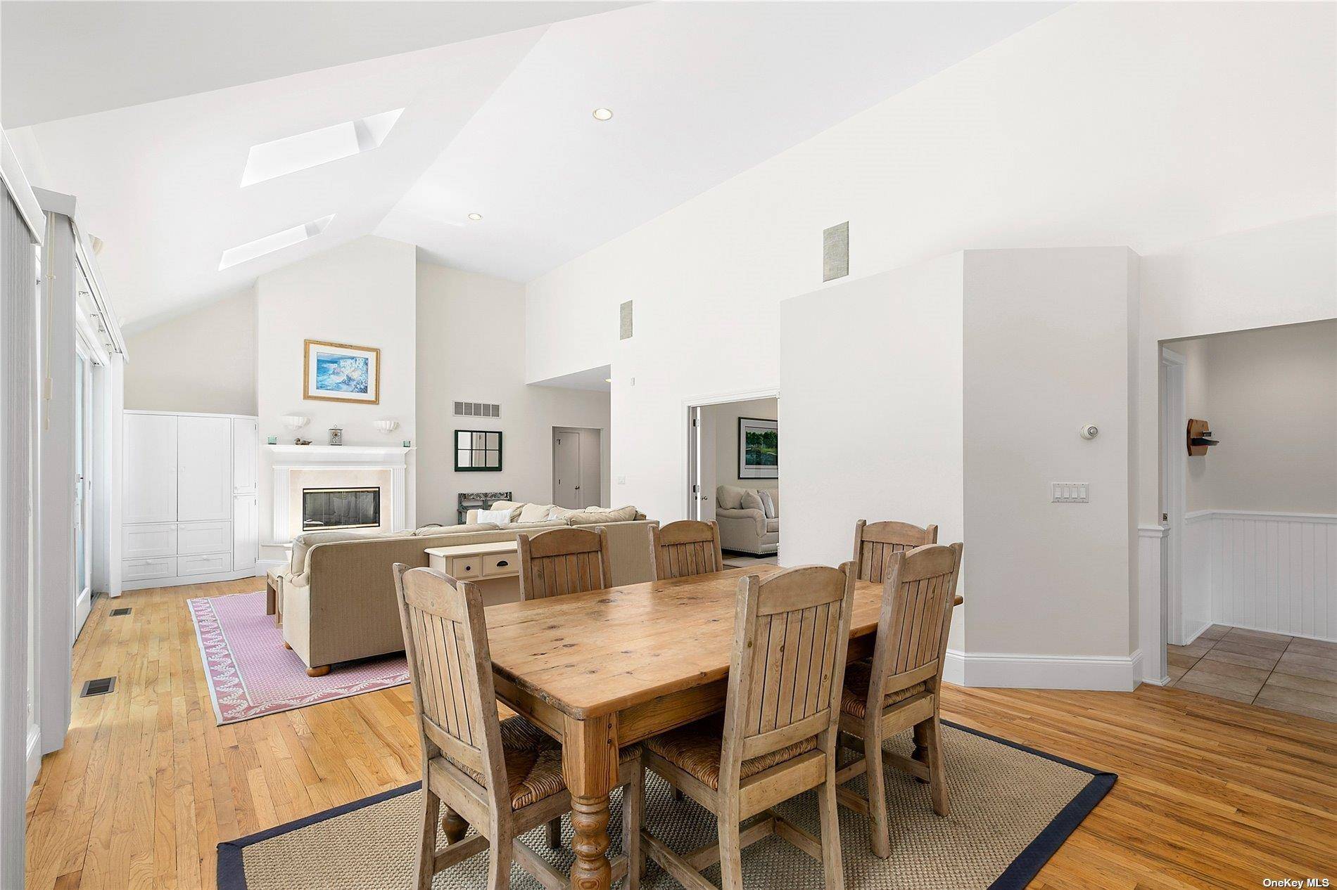 43 Bridle PATH, Westhampton Beach, NY 11978