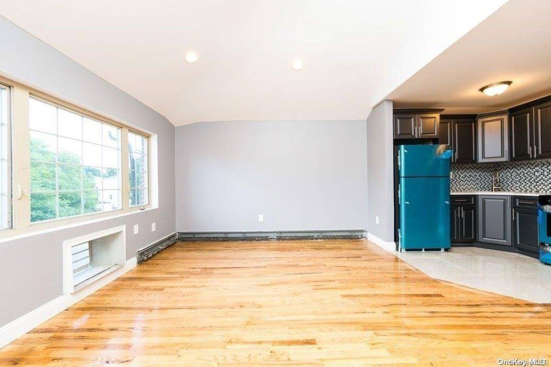 153-27 110th AVE, Jamaica, NY 11433