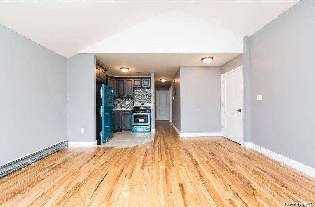 153-27 110th AVE, Jamaica, NY 11433