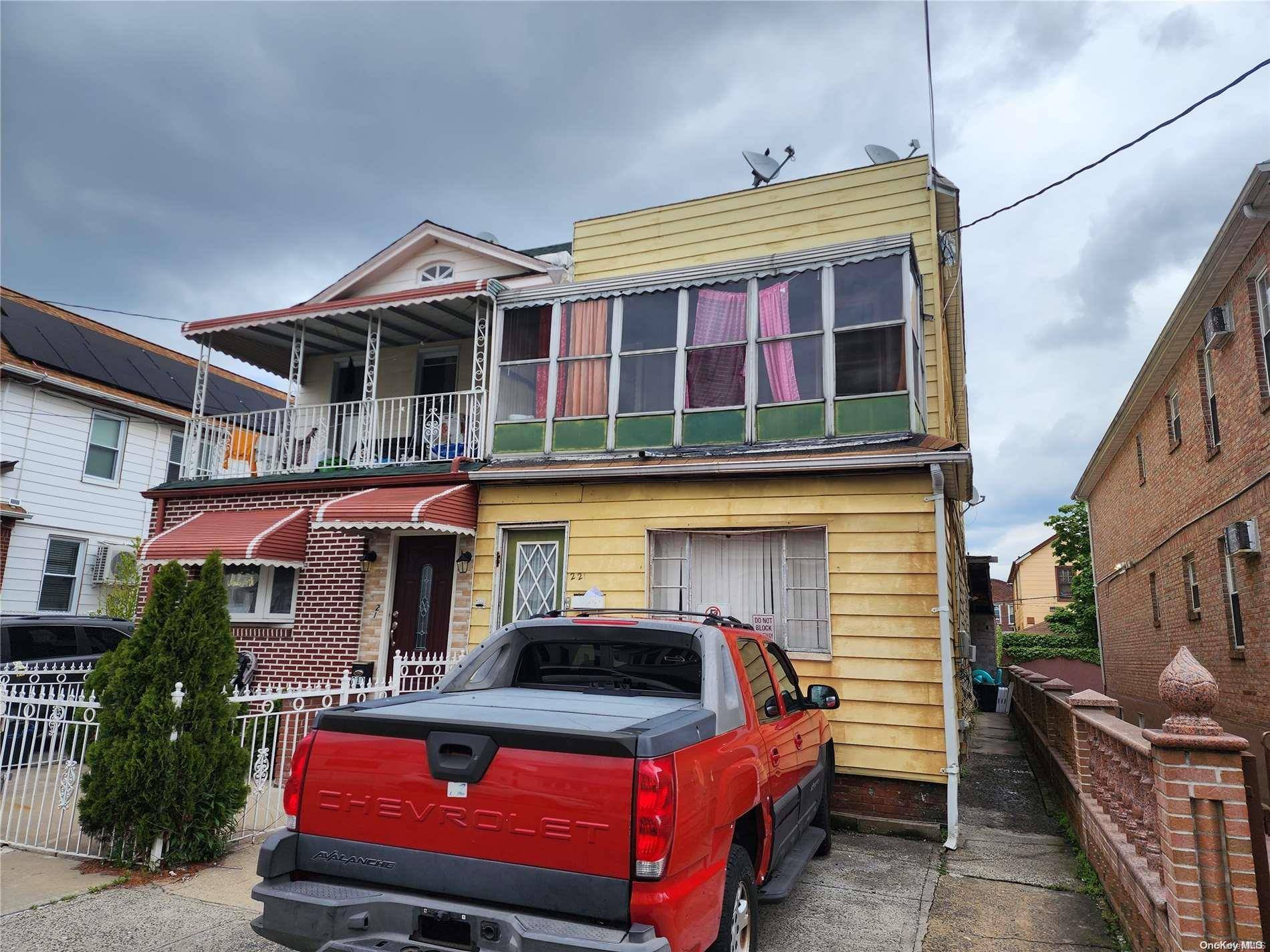 221 E 42 ST, Brooklyn, NY 11203