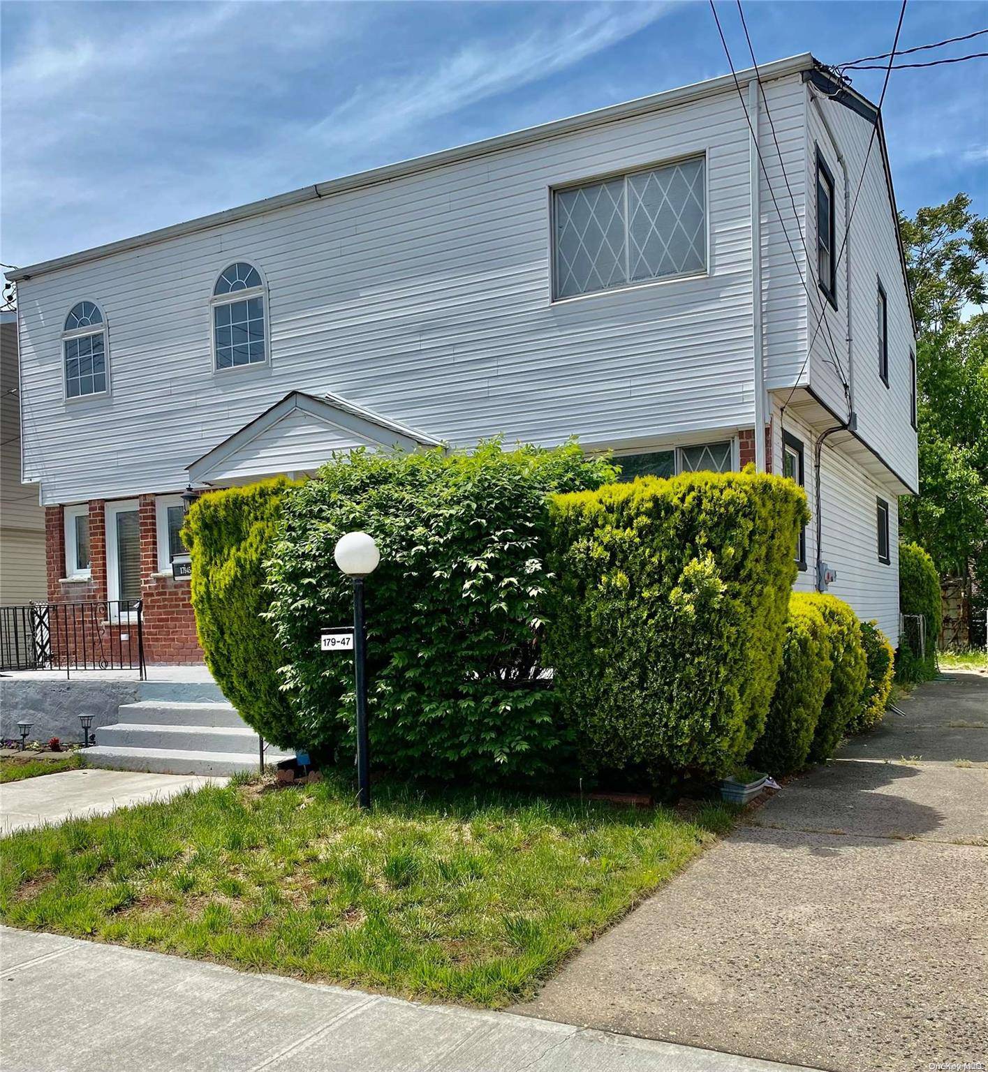 179-47 Zoller RD, Jamaica, NY 11434