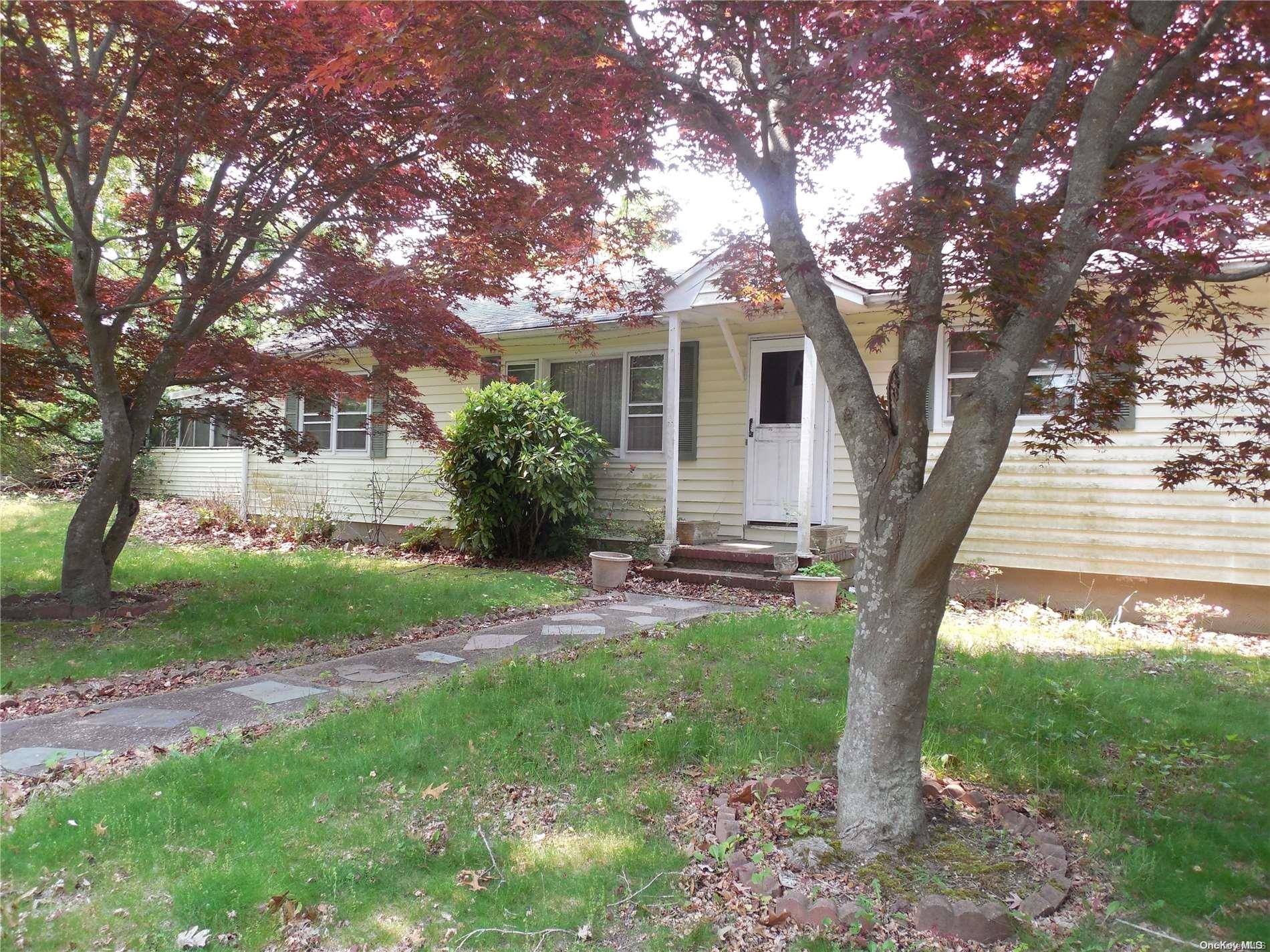 375 Factory AVE, Mattituck, NY 11952