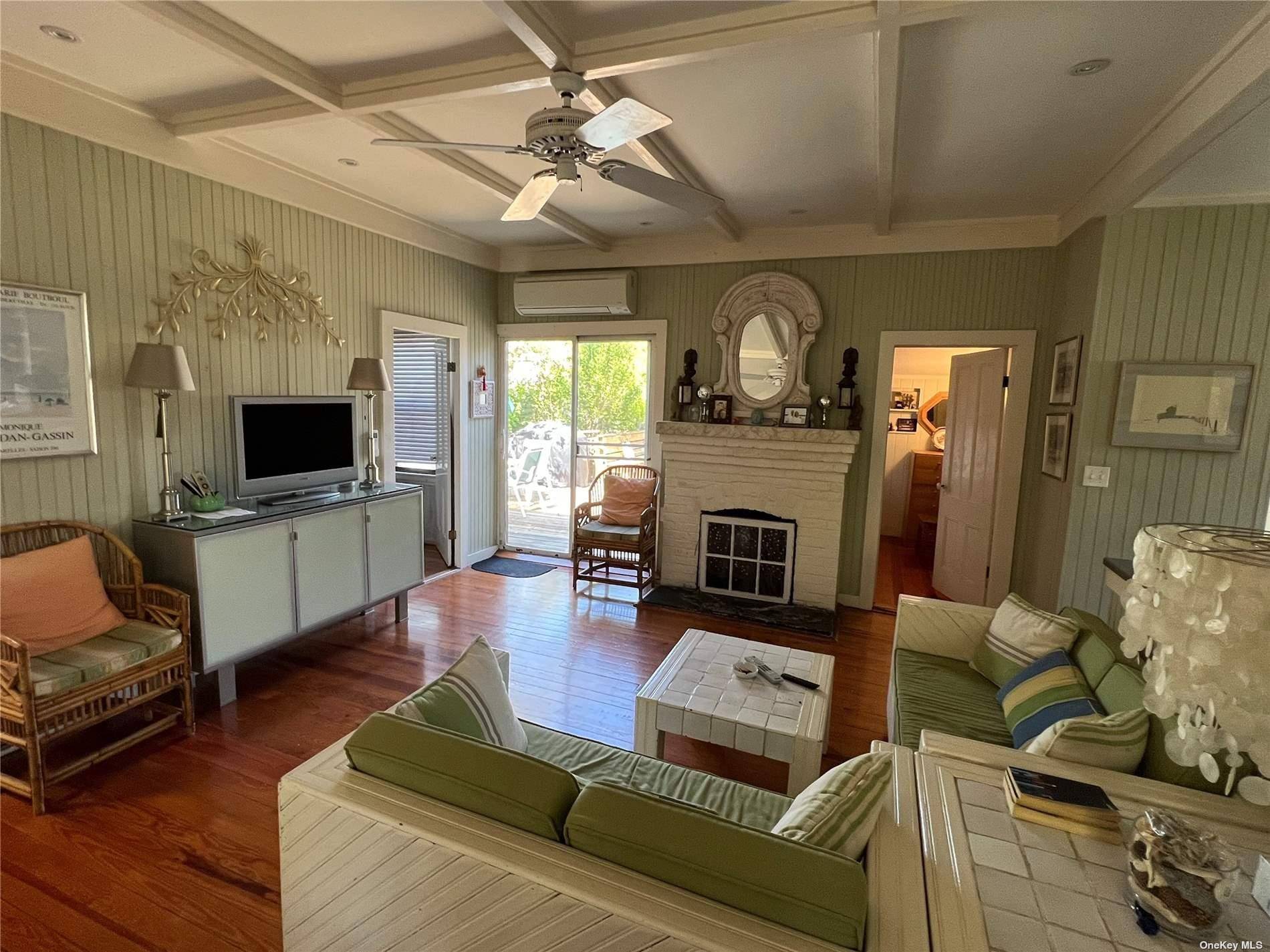 731 Ocean Breeze WALK, Ocean Beach, NY 11770