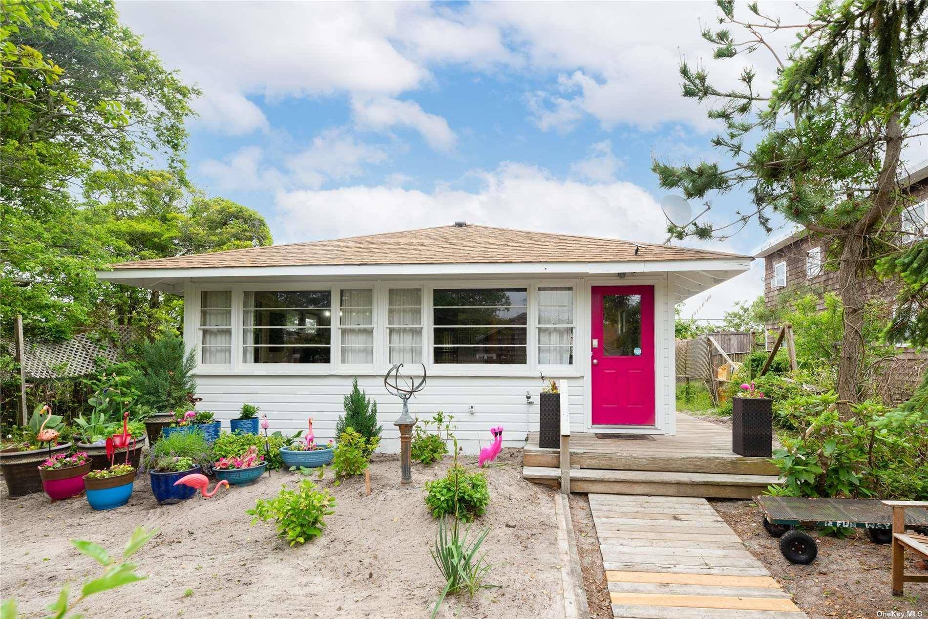 12 Seneca ST, Ocean Bay Park, NY 11770
