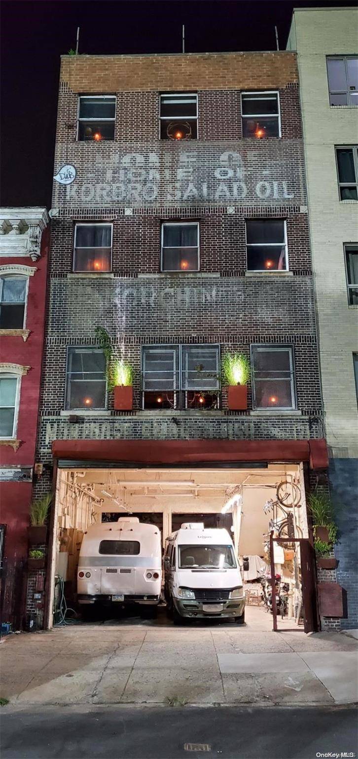 71 Montrose AVE, Brooklyn, NY 11206