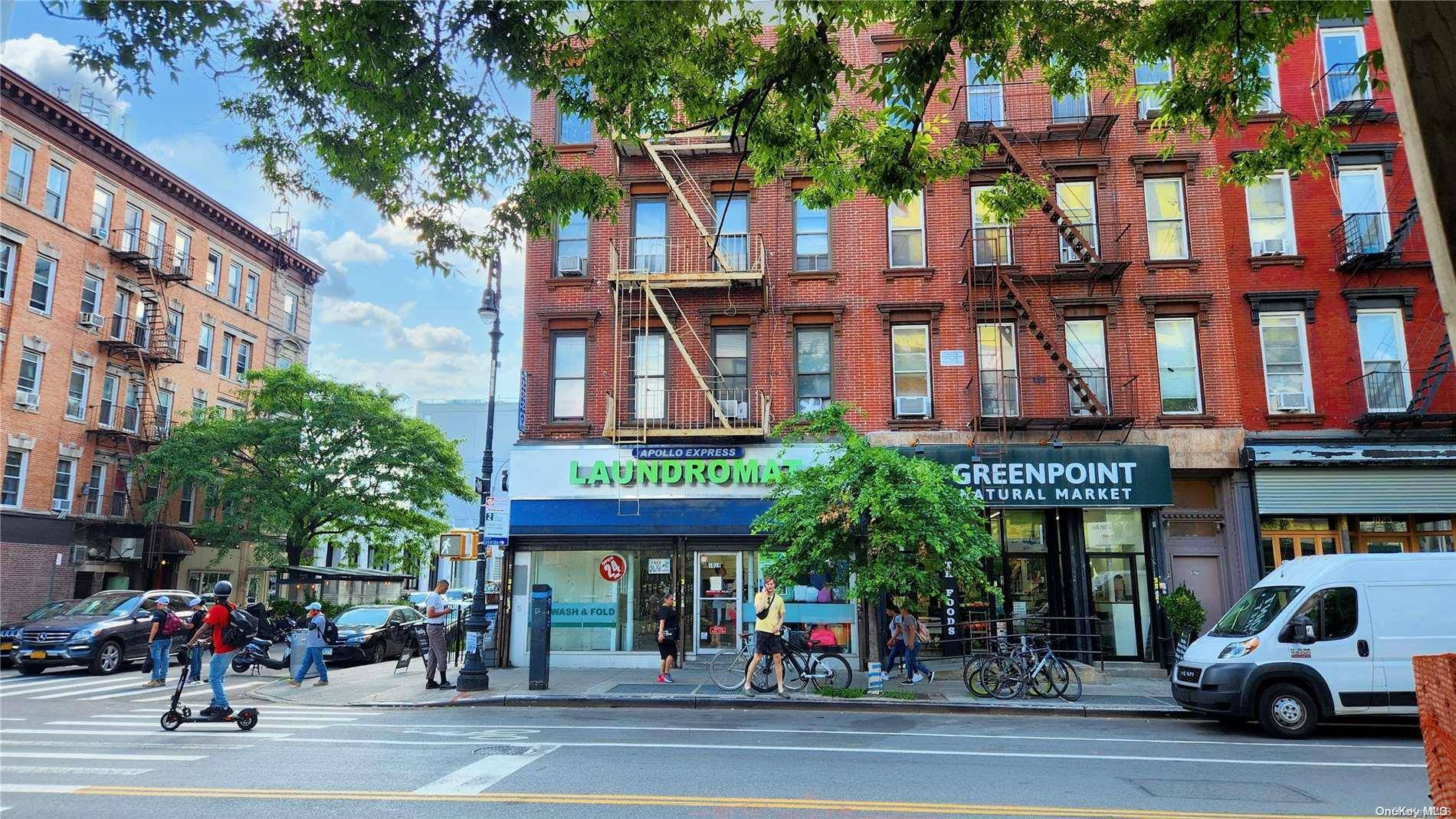 1021 Manhattan Ave, Brooklyn, NY 11222