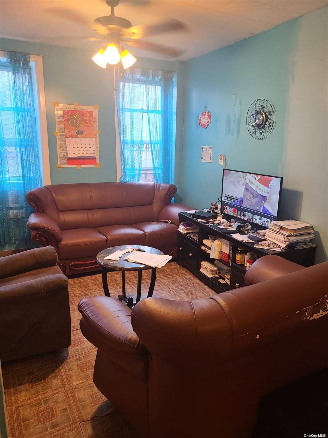 385 Amboy ST, Brooklyn, NY 11212