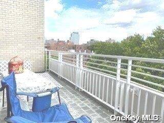 132-03 Sanford AVE #7F, Flushing, NY 11355