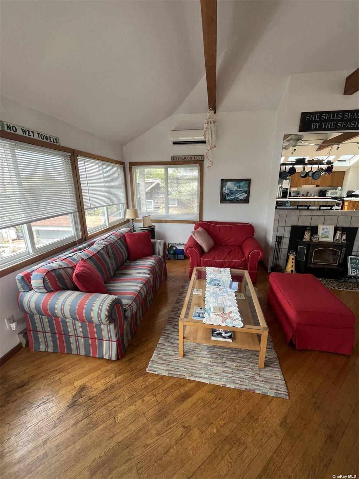 607 Bayberry WALK, Ocean Beach, NY 11770